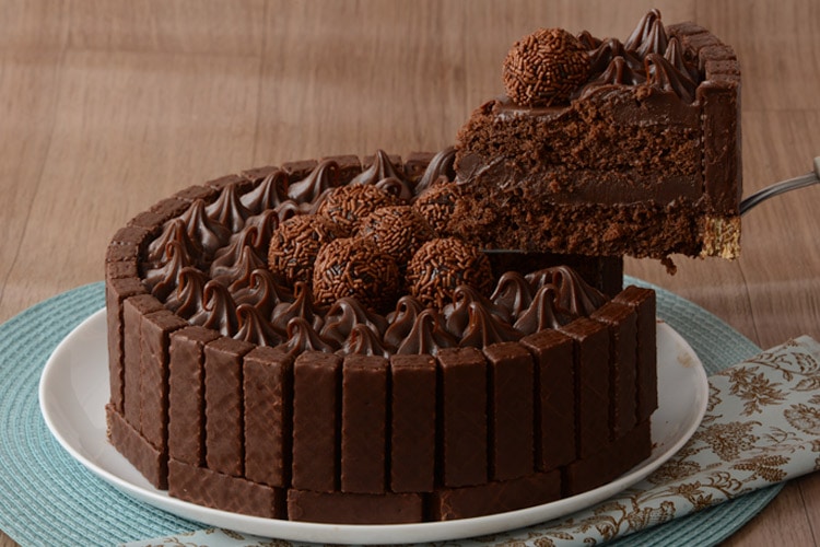 Bolo de Brigadeiro Confeitado