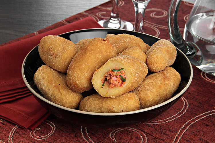 Croquete de Milho com Salsicha