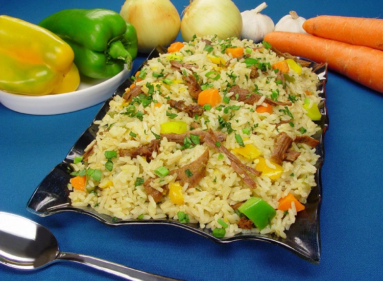 Arroz de Panela de Pressão com Carne