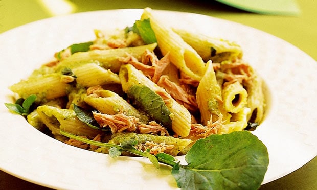 Penne com Agrião e Atum