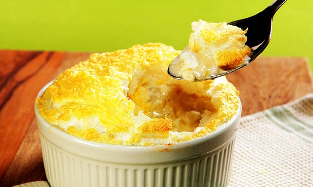 Gratinado de Batata com Queijo e Alecrim