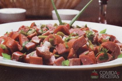 Salada de Salsicha com Azeitonas