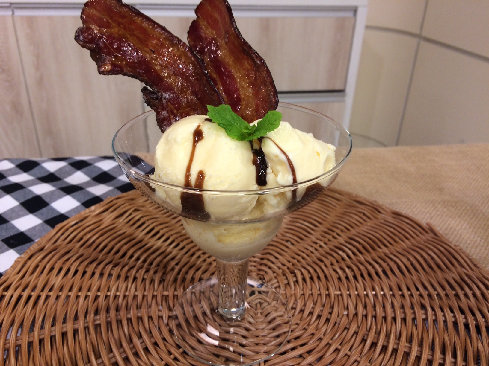 Sorvete com Bacon Caramelizado