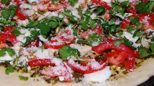 Pizza de Frango com Molho Pesto